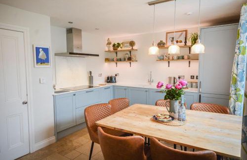 Kingsand House | Hillside House