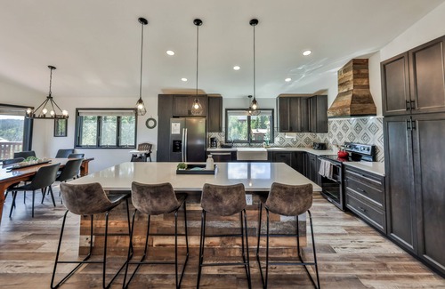 Grand Lake House | Hilltop Cabin with Million Dollar Lake Views Right by Grand Lake Lodge