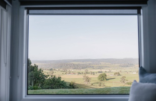 Karoola House | Hilltop Escape-30 acres of no one. Serenity Lives Here.