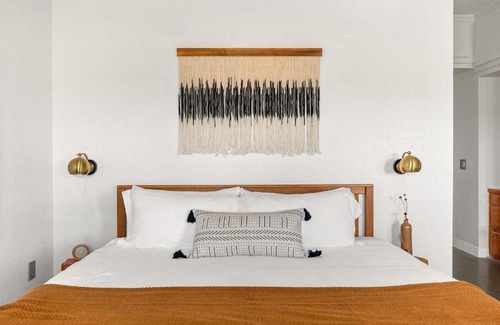 Yucca Valley House | Hilltop Haven Near Joshua Tree National Park