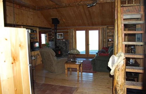 Virginia City Ranches Cabin | Hilltop Haven! Views and Privacy!