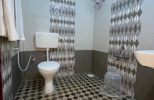 Sawai Madhopur Hotel | Hilltop Residency
