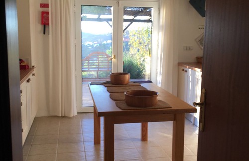 Silves Villa | Hilltop villa with stunning views,. Inc. air-con,and BBQ. n