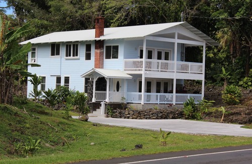 Hilo House | Hilo's Newest Richardson's Beach Park House. Best Loc. Snorkeling, Turtles.
