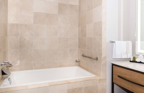 Polaris Hotel | Hilton Columbus/Polaris