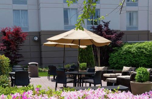 Central Newport News Hotel | Hilton Garden Inn Newport News