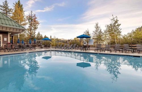 South Lake Tahoe Condo | Hilton South Lake Tahoe- 1 BD Deluxe Condo near the Heavenly Gondola