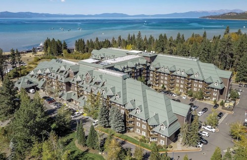 South Lake Tahoe Hotel | Hilton Vacation Club Lake Tahoe Resort Studio Room in Fabulous South Lake Tahoe