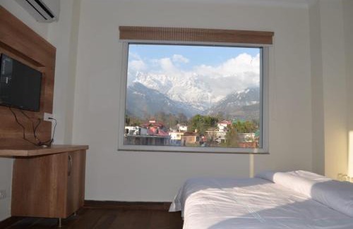 Palampur Hotel | HIMALAYA INN