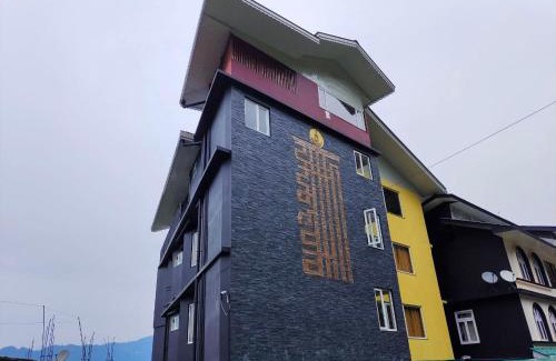Gangtok House | Himalayan Hues