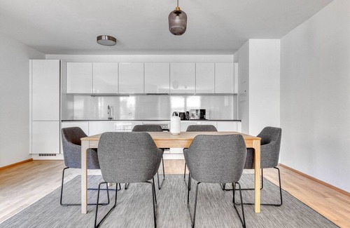 Brigittenau Apartment | Hip Brigittenau 2BR w/Elev & Roof Terrace, nr Handelskai, by Blueground