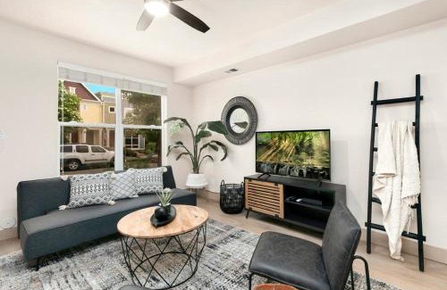 Old Town North House | Hip Old Town North Gem! Near Breweries and River!