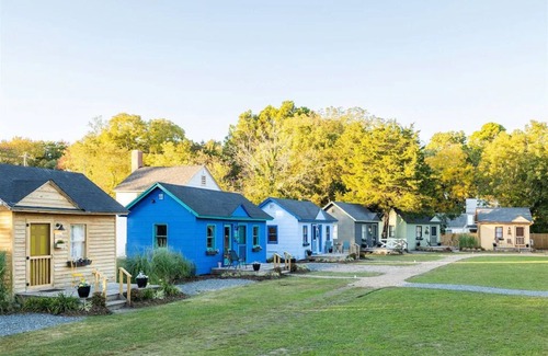 Cape Charles House | Hippie Hideaway - Tiny House w/Fire Pit & BBQ