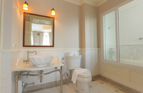 Wat Sam Phraya Hotel | Hiranyakul House