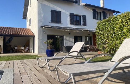 Biarritz House | Hiru Alabak - Biarritz House 4bed - 8p Quiet Swimming pool - south-facing garden