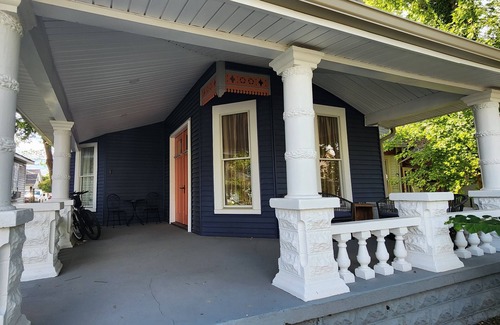 Columbus House | His or hers downtown retreat, walk to restaurants & entertainment