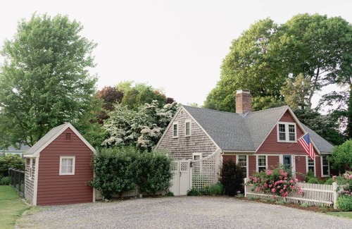 Centerville House | Historic 5BR Mid Cape w/Private Lake Access