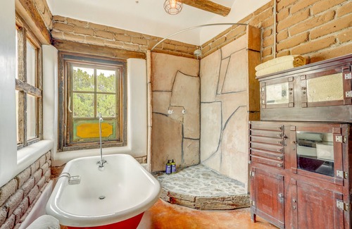 Cerrillos House | Historic Adobe Los Cerrillos Home w/ Mountain View