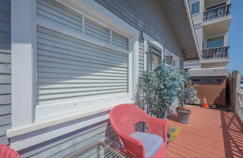 Sunset Beach House | Historic beachside home in charming Sunset Beach