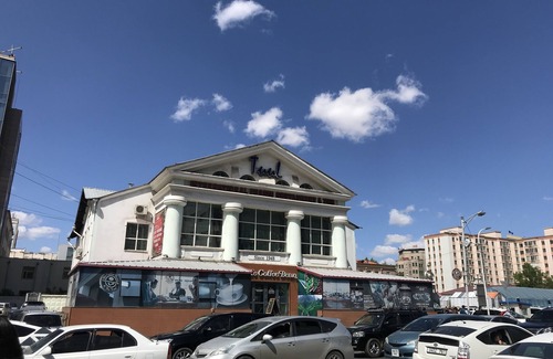 Chingeltei Apartment | Historic building close to State department store