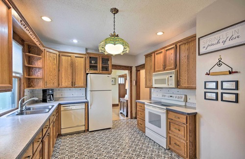 Cumberland House | Historic Cumberland Home on Beaver Dam Lake!