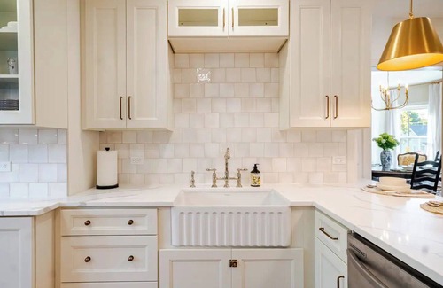 Grayslake House | Historic downtown Grayslake 4-bed 3-bath