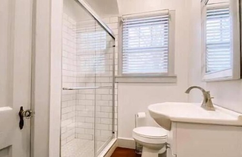 Russellville House | Historic Downtown Cottage in Russellville