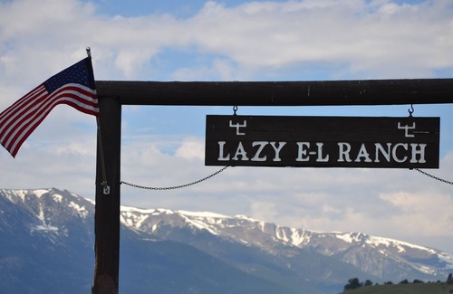 Roscoe Cabin | Historic family-run working ranch with 12,000 acres to ride, fish and explore