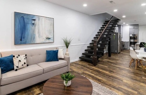 Fountain Square House | Historic Fountain Sq in DT Indy