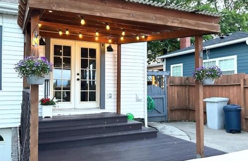 Lynden House | Historic Front Street Home