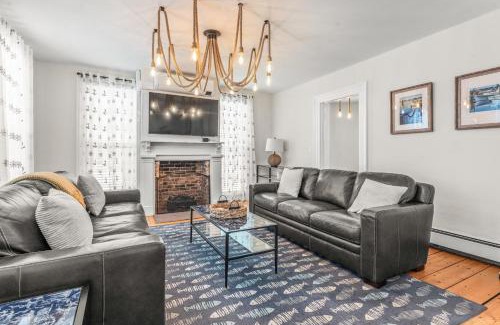Mystic - New London House | Historic Gurdon Allyn House 6BR in Downtown Mystic