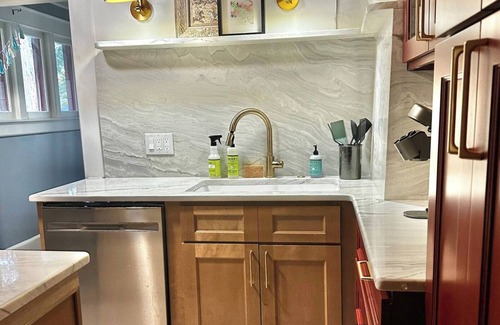 Mount Dora House | Historic Kirby House 5-bedroom pool home, a 5 min walk to downtown Mount Dora