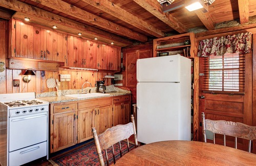 Hendersonville Cabin | Historic Stonewood Cabin, Unique Mountain Getaway
