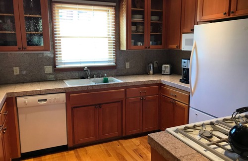 Downtown House | Historic Truckee River House