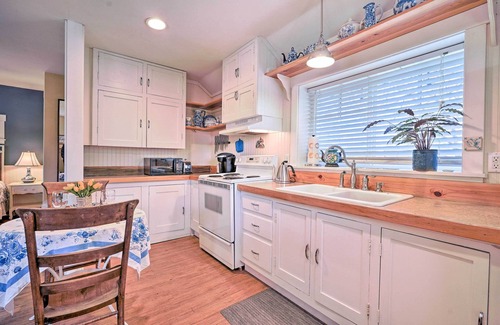 Twisp Cottage | Historic Twisp Cottage - Mountain & River View!