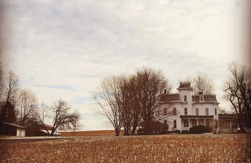 Sennett House | Historic Victorian farmhouse house on 10 acres in the FLX.