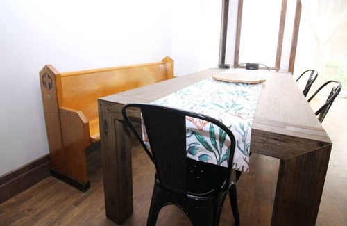 Maisonneuve Apartment | Historical 3 Bedroom Palace DOWNTOWN