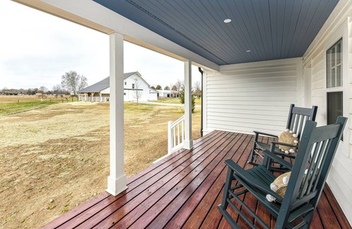 Sheridan House | Historical Homestead in peaceful farmland, only minutes away from Grand Park!