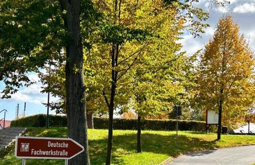 Grossschoenau Apartment | Historische Blockstube anno 1763 - Romantisches Studio-Apartment mit Infrarot-Sauna