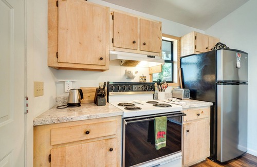 Unaka Cabin | Hiwassee Lake Cabin Near Orchards & Fall Festivals