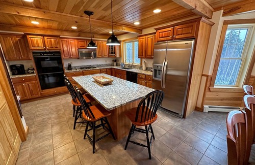 Bretton Woods House | HL96 Single family home with views and lots of space! Privacy, convenience, AC and Dog Friendly!