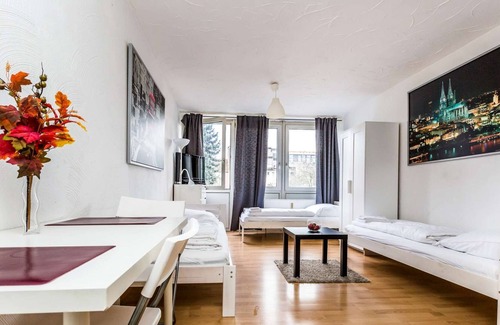 Hoehenberg Apartment | HÖ01 large apartment with dryer and washing machine