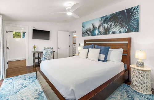 Hanalei House | Hoaloha- Few Steps to Hanalei Bay+AC & Hot Tub