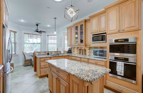 Hobe Sound House | Hobe Sound Private Oasis with pool on beautiful landscaped 1/2 acre