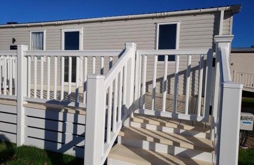 New Forest District Resort | Hoburne Bashley Self-Catering Holiday Home