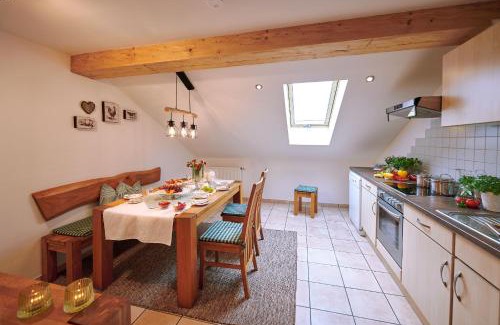 Siegsdorf Apartment | Hochgallinger Hof - Der Reiterhof für Groß und Klein