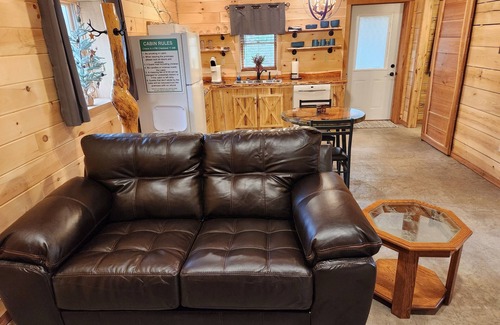 Rockbridge Cabin | Hocking Hills (Buck Crossing Retreat)
