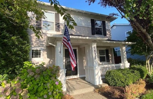 Dupont House | Hoffman Hill Flat