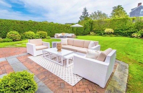 Naushop House | Hog Heaven-Quintessential ACK in Naushop w/Pool & Tennis ~ Near Beaches & Town