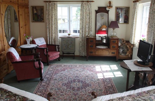 Mary Tavy House | Holdstrong Farmhouse
